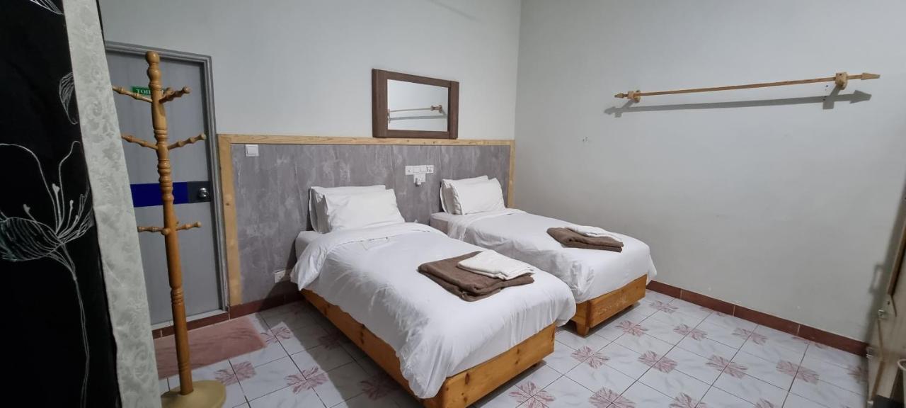 Hotel Gurus Maldives At Gulhi Island Exterior foto