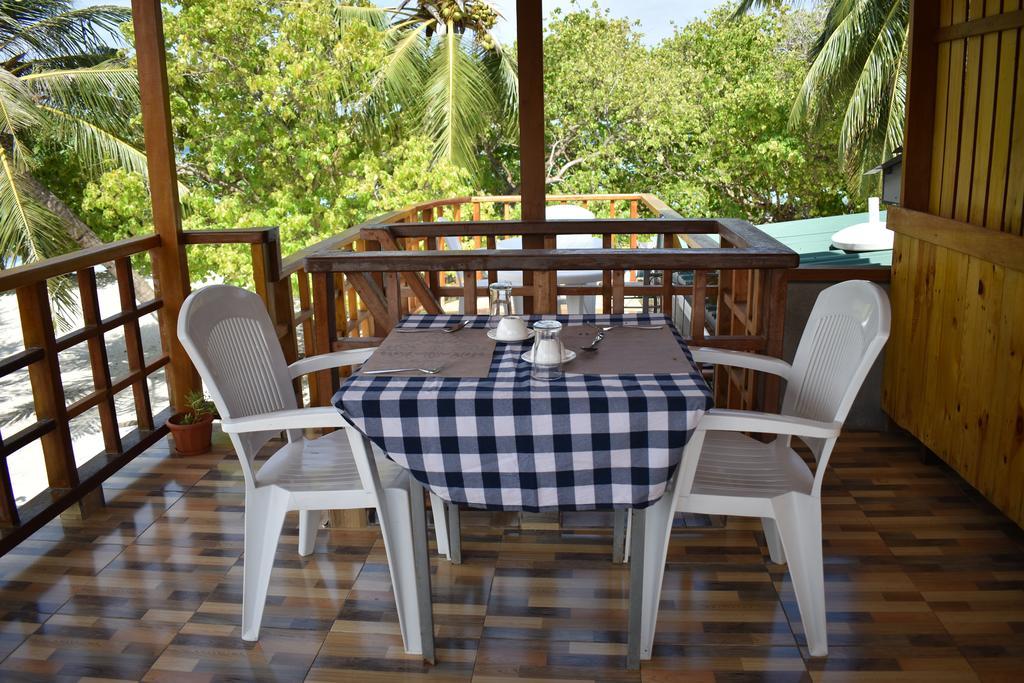 Hotel Gurus Maldives At Gulhi Island Exterior foto