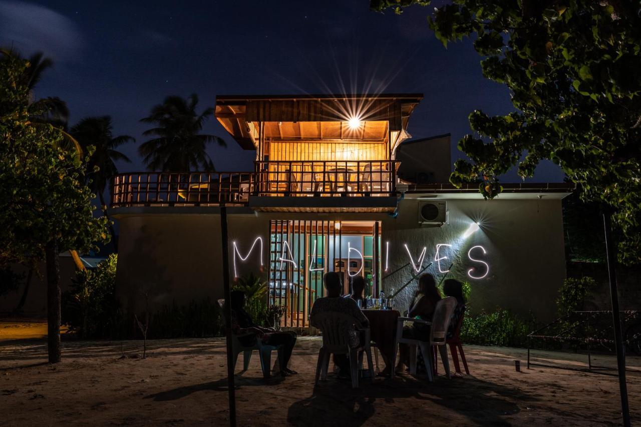 Hotel Gurus Maldives At Gulhi Island Exterior foto